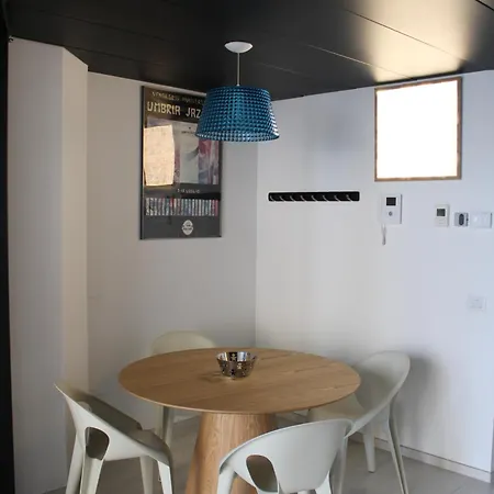 Apartamento Space Loft - Close To M5 Subway - Free Parking - Sky & Netflix Tv Milão