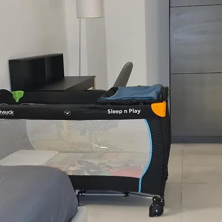 Space Loft - Close To M5 Subway - Free Parking - Sky & Netflix Tv Milánó